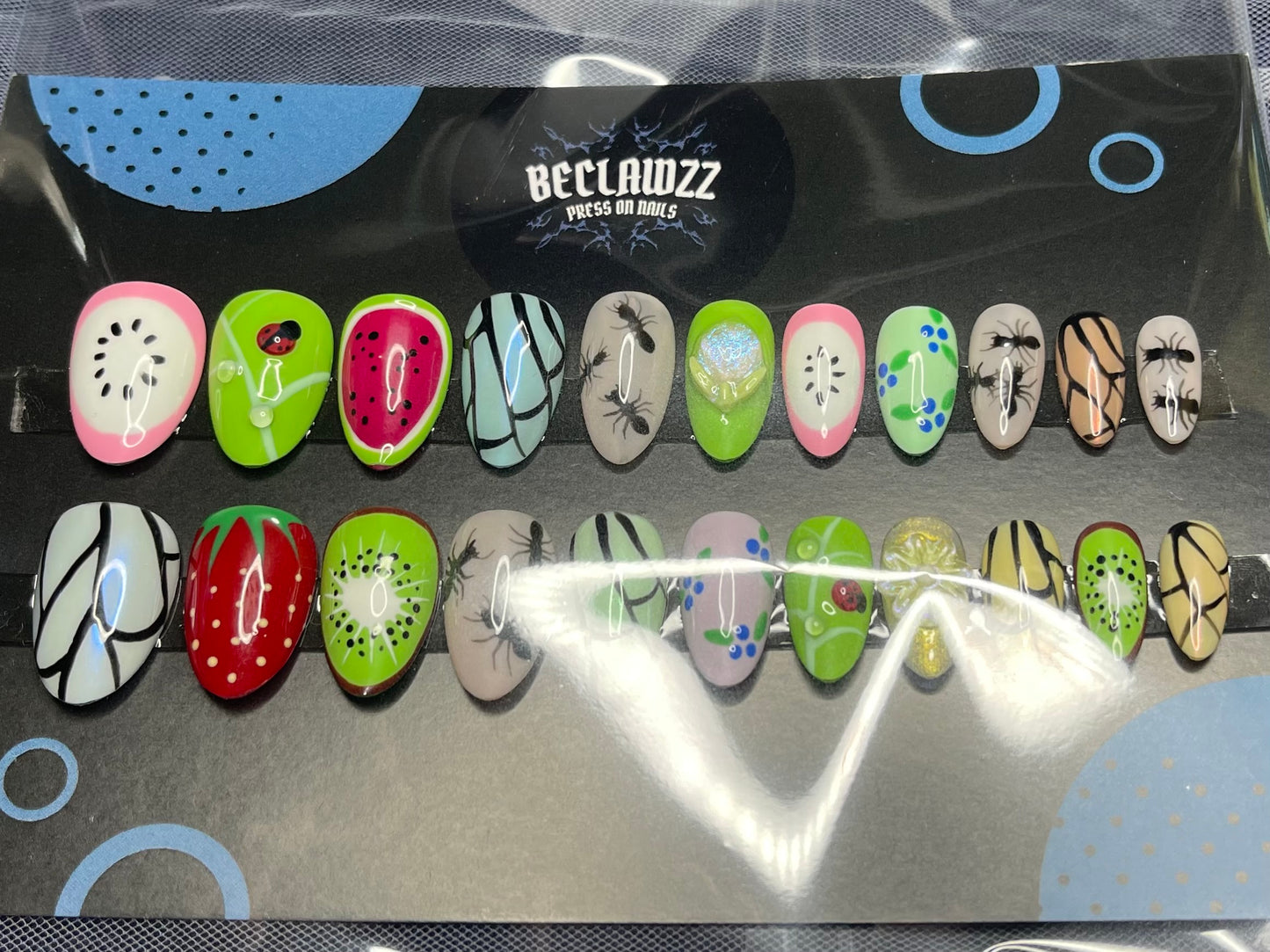 MIX AND MATCH ONE SIZE FITS ALL: BUGGED SUMMER
