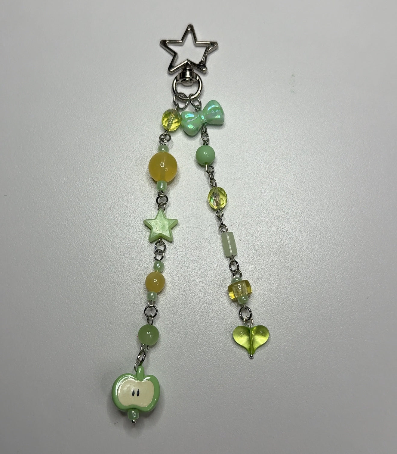 APPLE KEYCHAIN