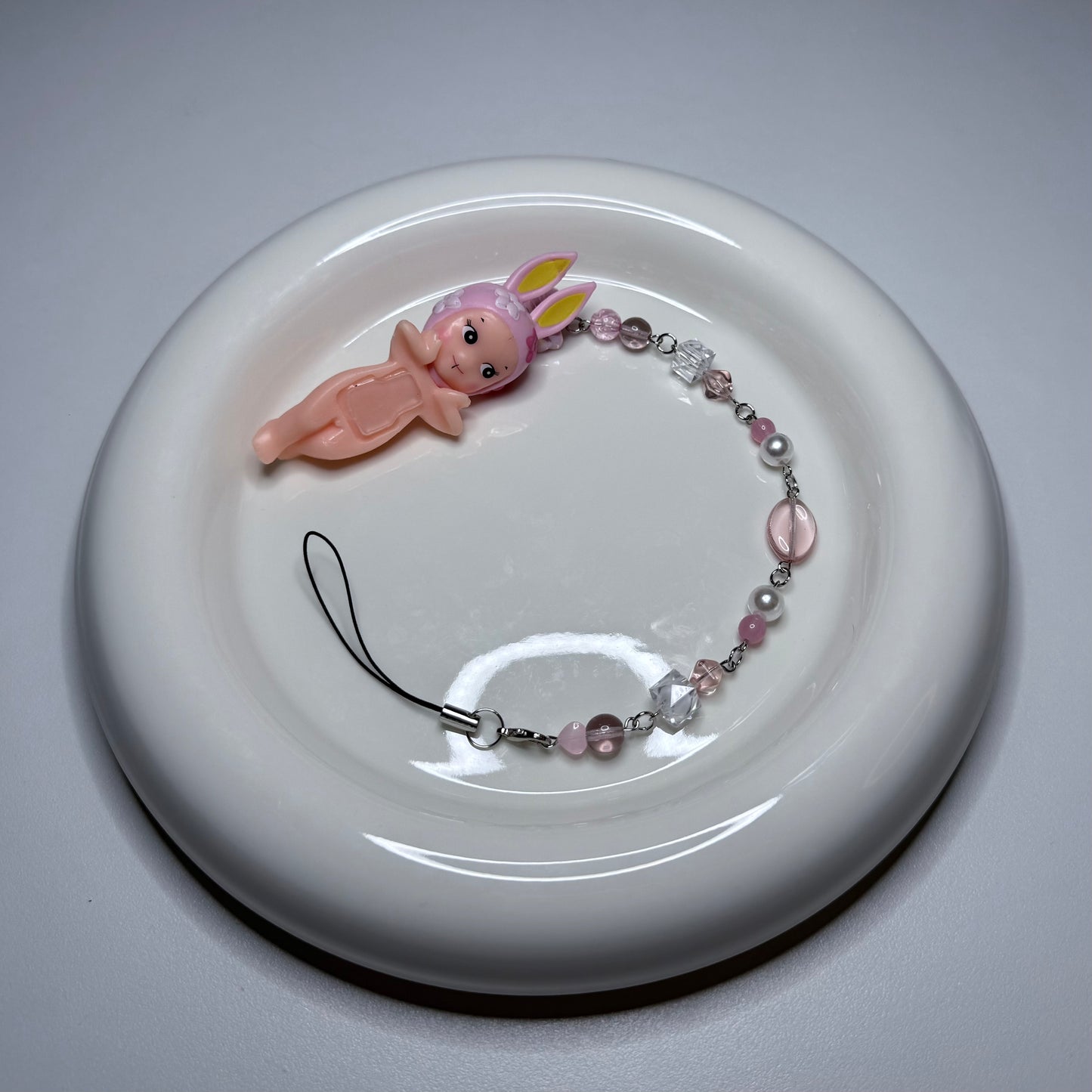NON-AUTHENTIC SONNY ANGEL PHONE CHARM CHAIN