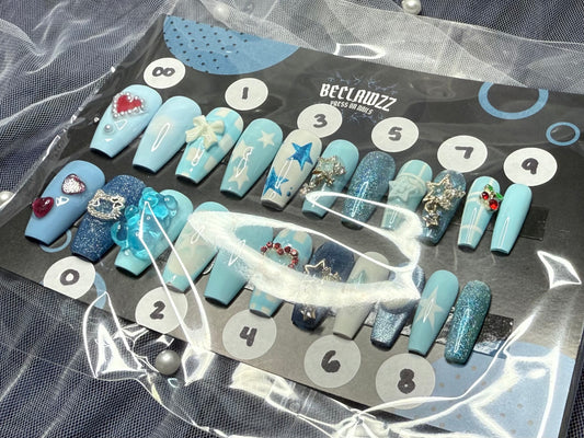 MIX AND MATCH ONE SIZE FITS ALL: LIGHT BLUE PICNIC
