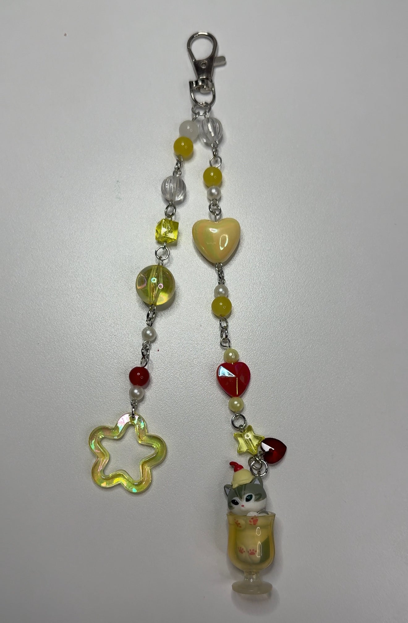 YELLOW KITTY MILKSHAKE KEYCHAIN